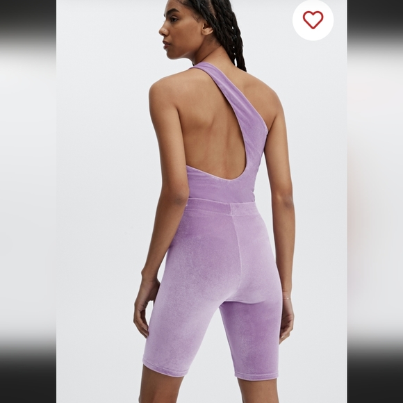Fabletics; Gigi Velour Bodysuit and high waisted short 9. Lilac large - Picture 3 of 4
